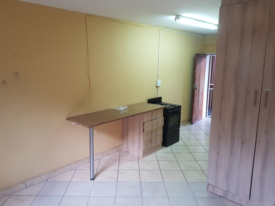 1 Bedroom Property for Sale in Rustenburg Central North West